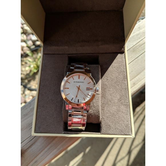 Burberry Other - NWT Authentic Burberry Two Tone Watch